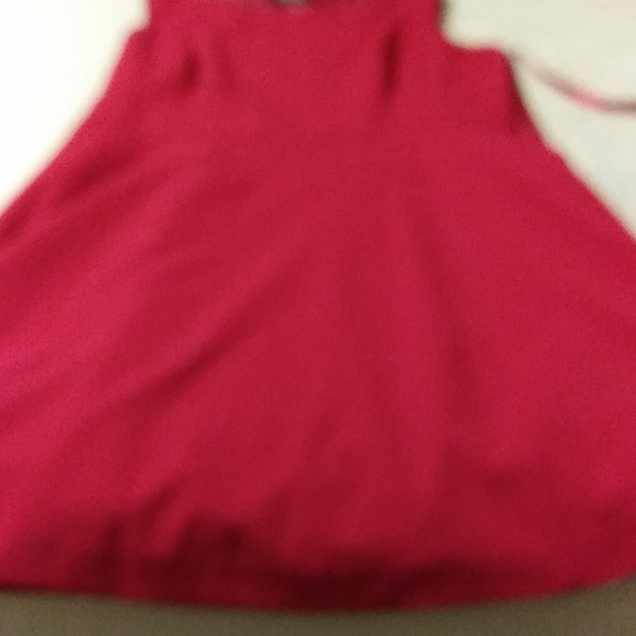 Red dress - Picture 2 of 3